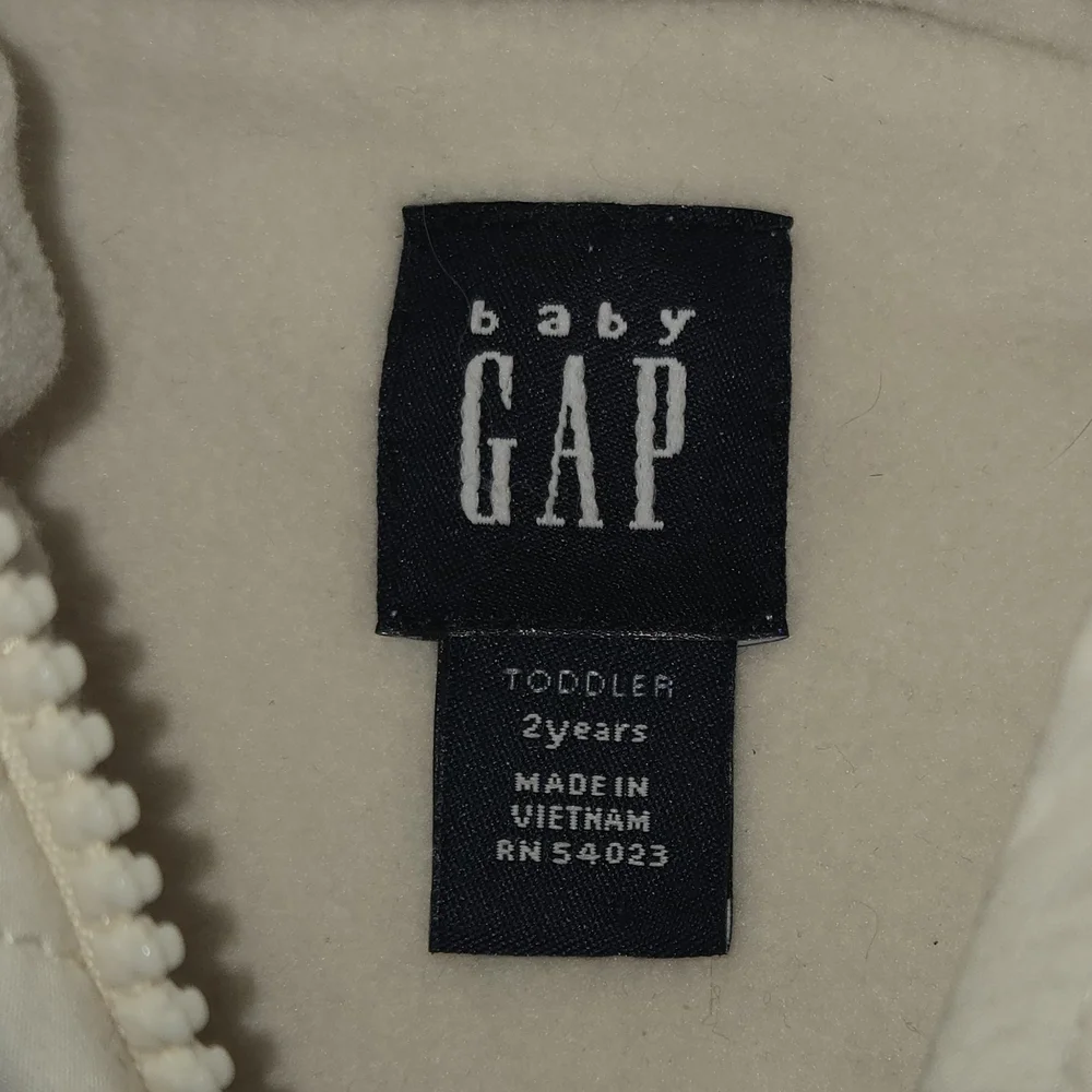 GAP Cream Vintage Y2k Quilted Puffer Vest with Faux Fur Hood Size 2t